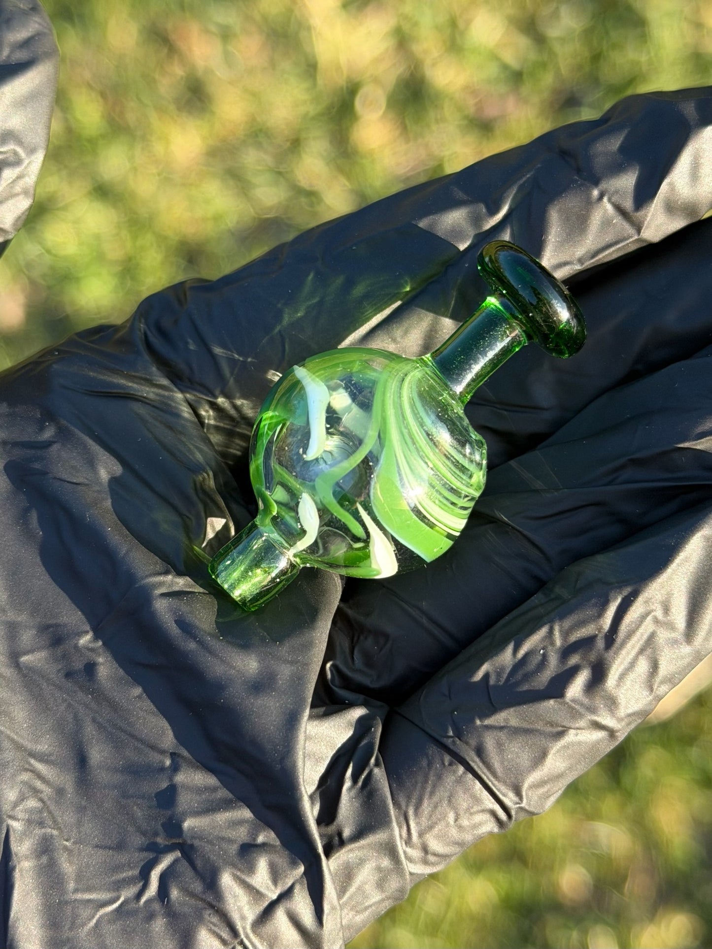 Green Swirl Bubble Cap