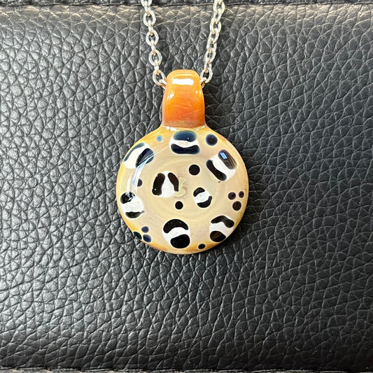 Leopard Pendy