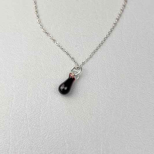 Red Drip Pendant Necklace